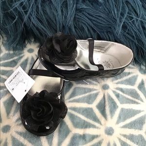 Little Girl Flats🏷